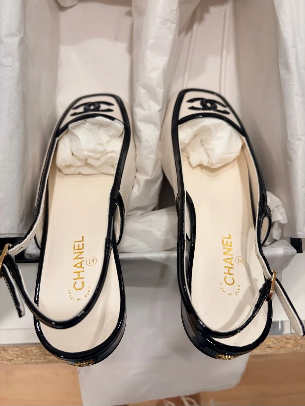 Pre-Fall/Winter 2026 Blazy Slingback Flats - Picture 2 of 6